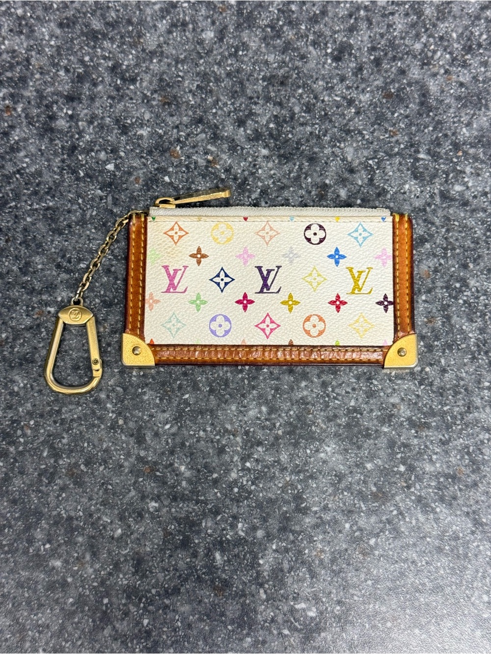 VTG Louis Vuitton X Takashi Murakami White Multicolor Key Cles Wallet M92655
